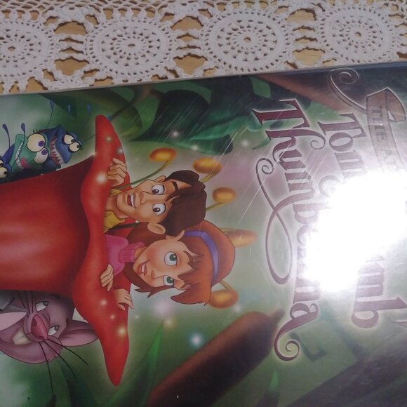 VHS The Adventures of Tom Thumb and Thumbelina - Picture 5 of 6